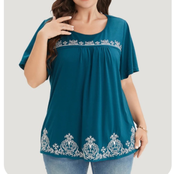 Bloomchic appliquéd t-shirt size 26 - Picture 1 of 6